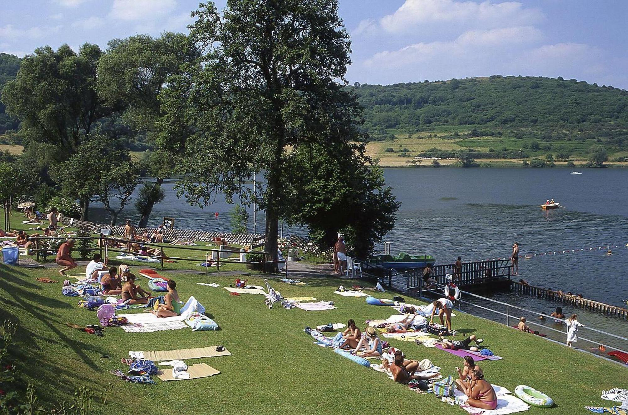 Ferienwohnung Vulkaneifel In Даун Екстериор снимка